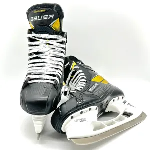 Bauer Supreme Ultrasonic - Pro Stock Hockey Skates - Size 9 Fit 1