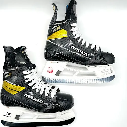 Bauer Supreme Ultrasonic - Pro Stock Hockey Skates - Size R7 L6.75