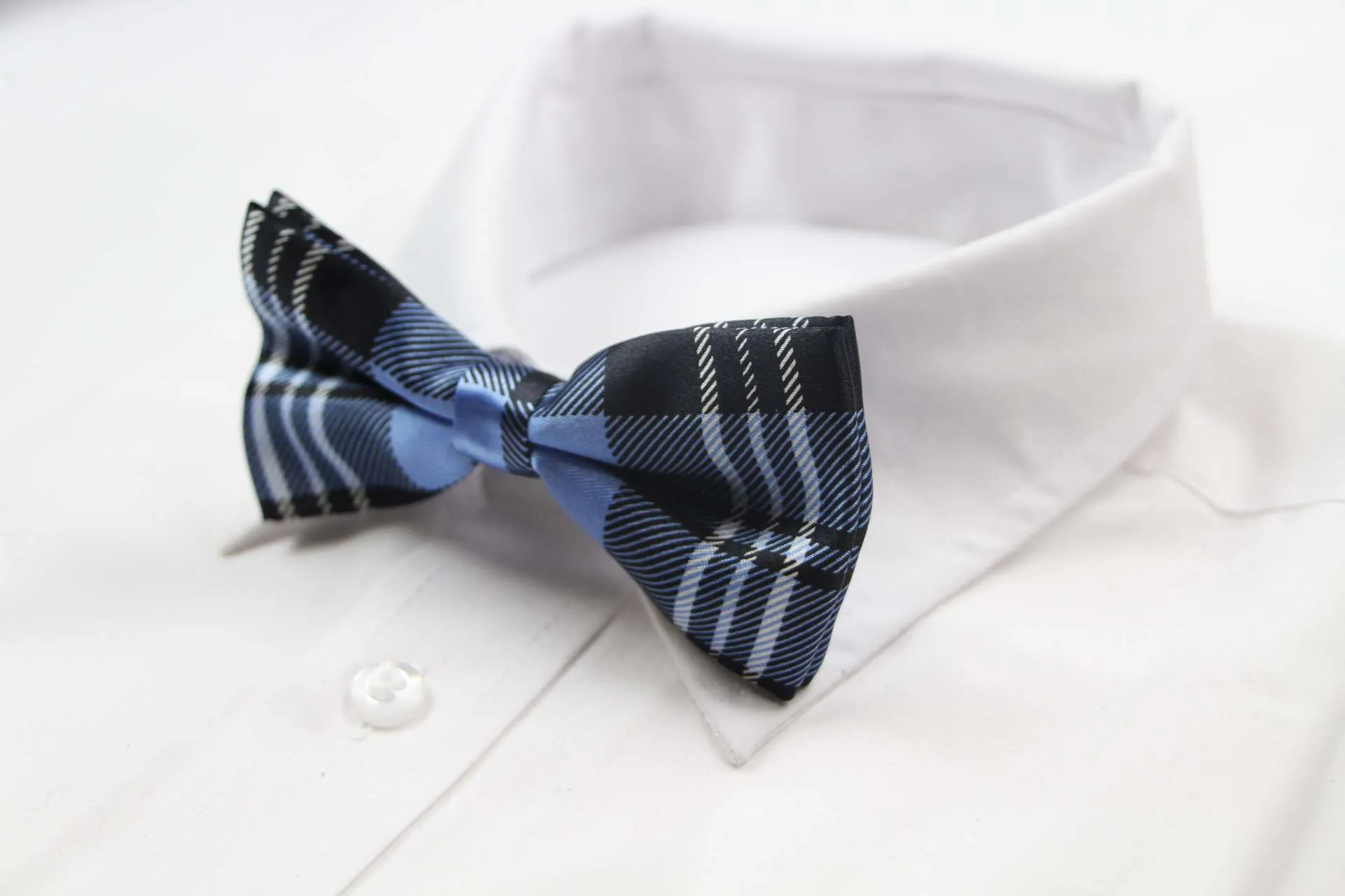 Mens Blue Tarten Plaid Patterned Bow Tie