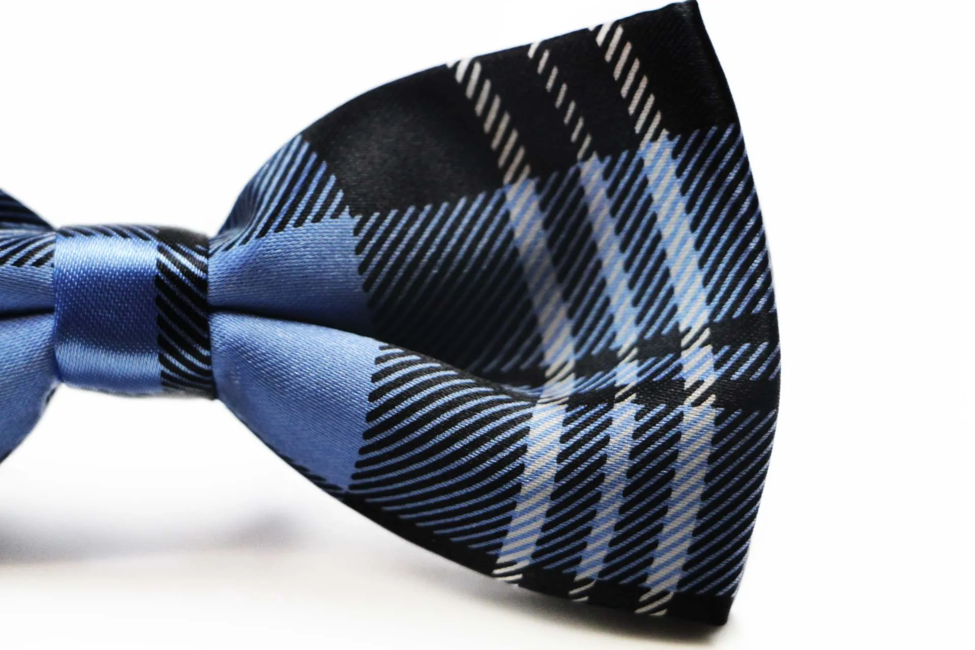 Mens Blue Tarten Plaid Patterned Bow Tie