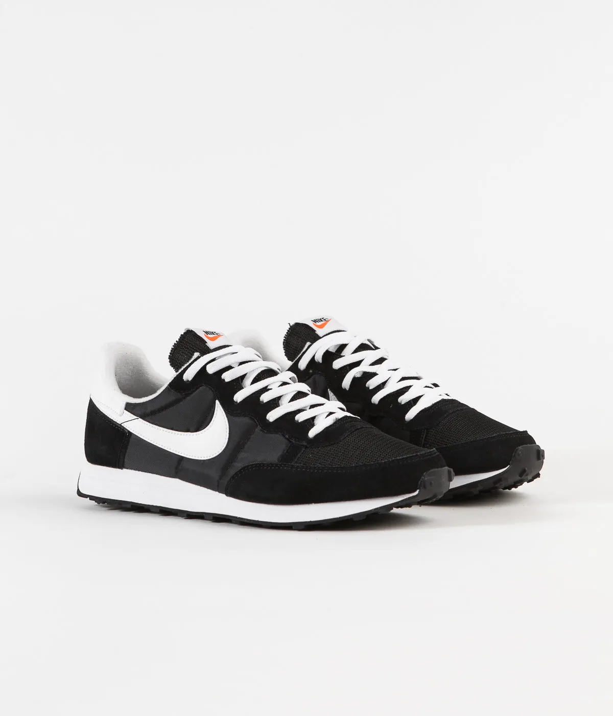 Nike Challenger OG Shoes - Black / White