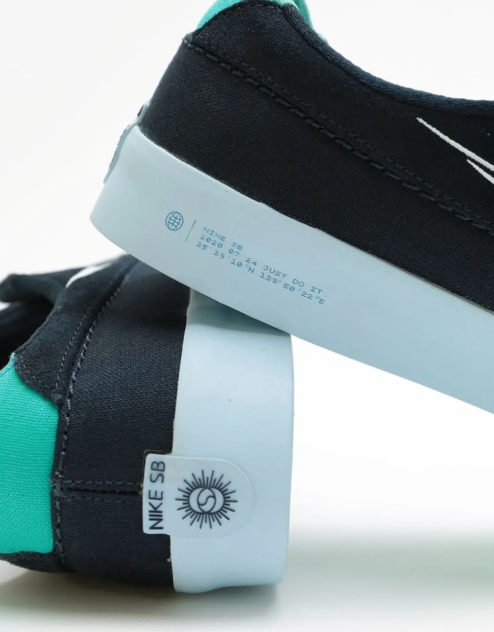 Nike SB Shane T Skate Shoes - Dark Obsidian/White-Hyper Jade