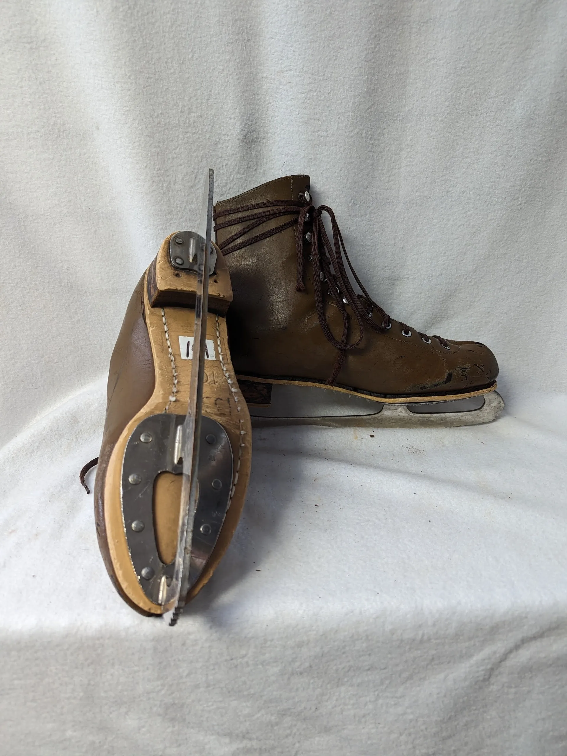 Rink Master Ice Skates Size 10 Color Brown Condition Used