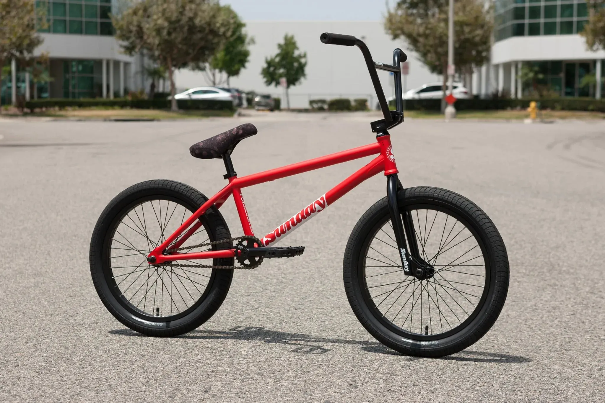 Sunday 2023 Forecaster Brett Silva Signature 20.75″ Complete BMX Bike - Matte Fire Engine Red