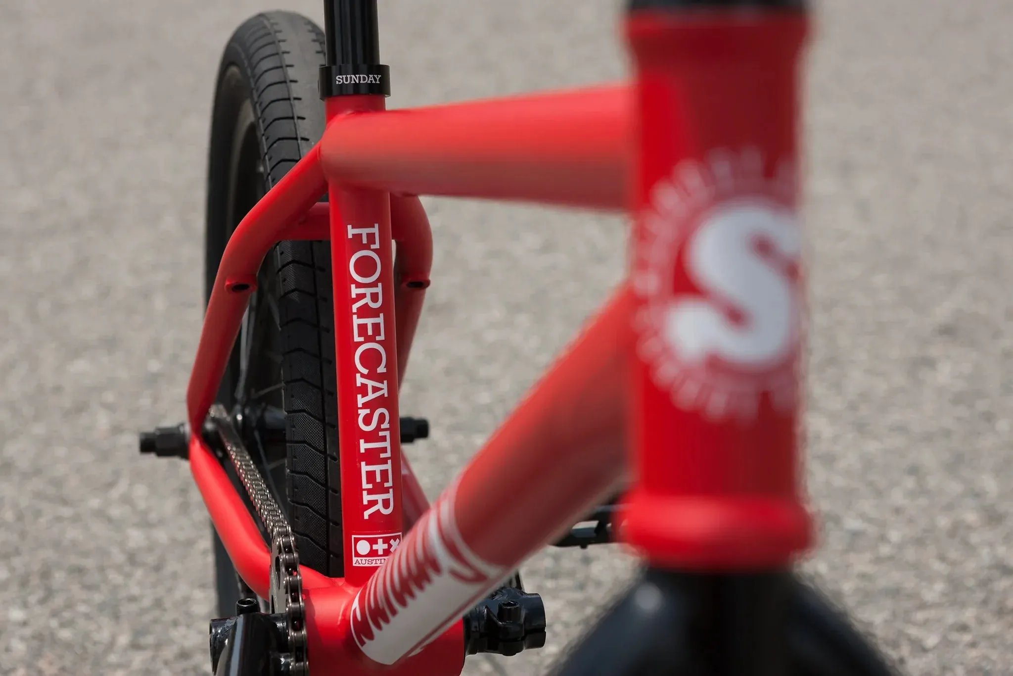 Sunday 2023 Forecaster Brett Silva Signature 20.75″ Complete BMX Bike - Matte Fire Engine Red