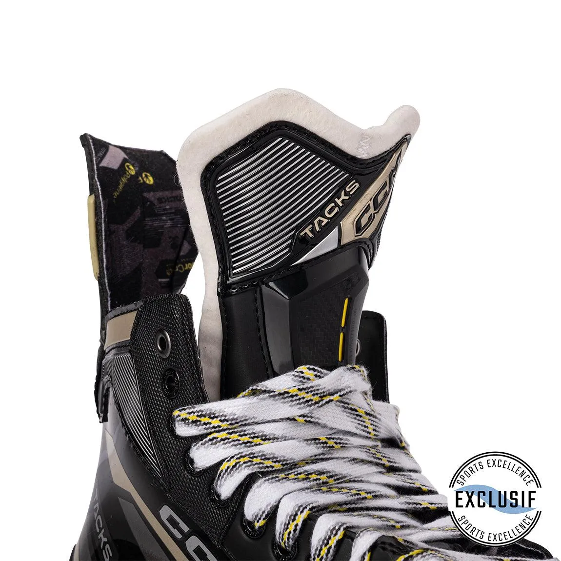 Tacks Classic Hockey Skates - Intermediate