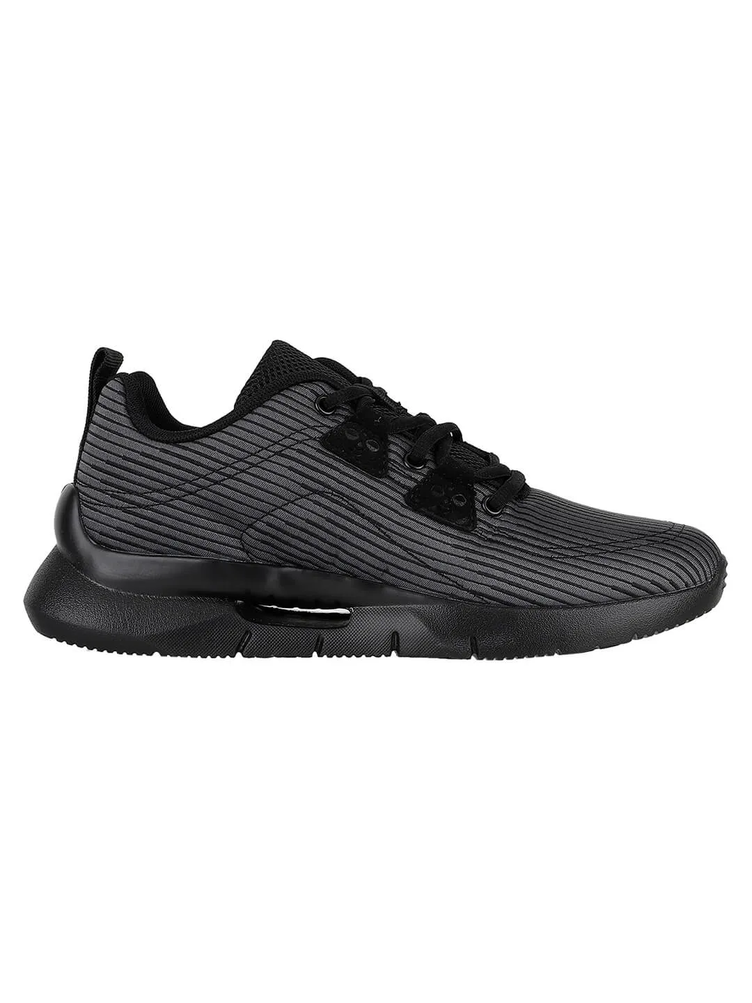 Training 400 Men Black Training Shoes