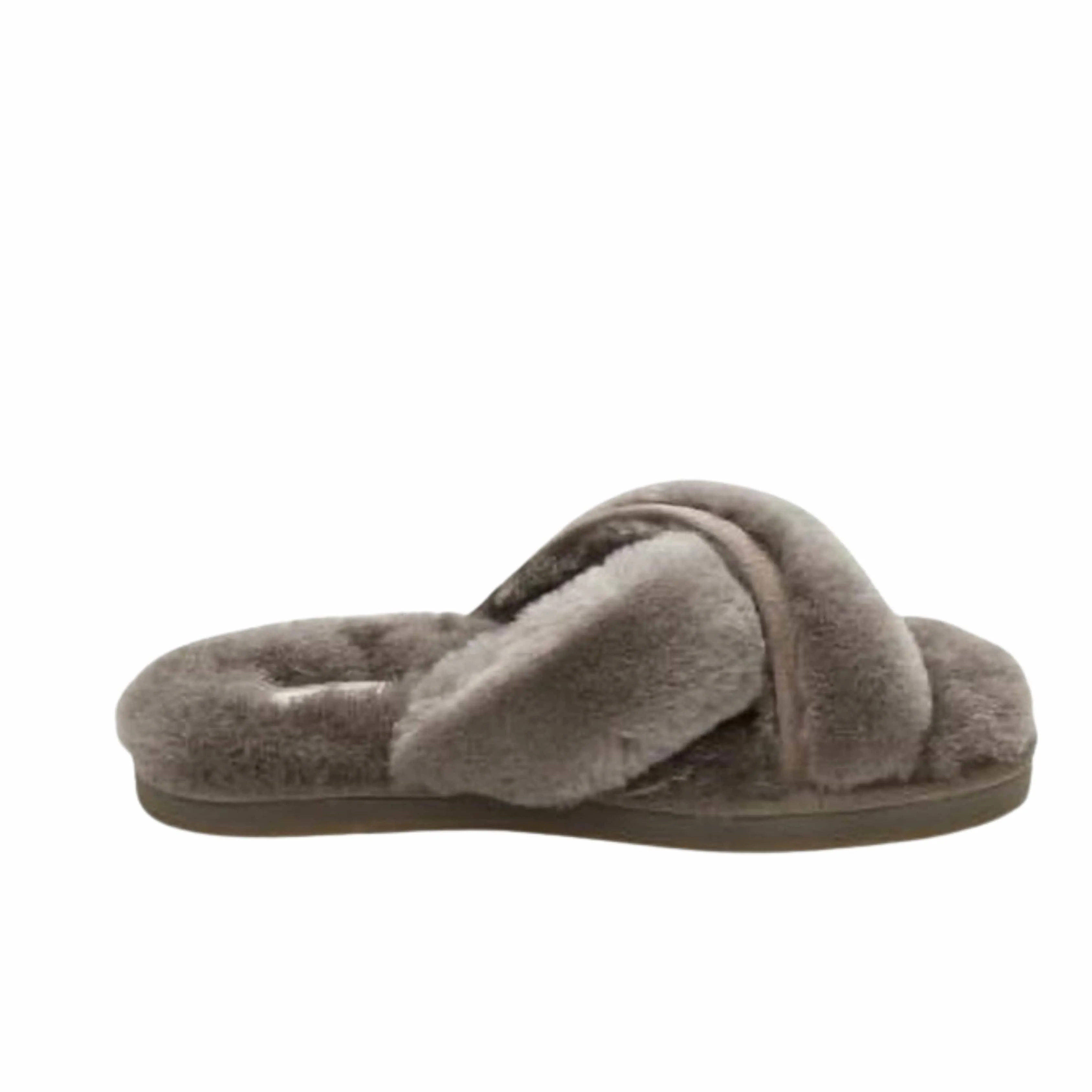 UGG - Slip On Slipper