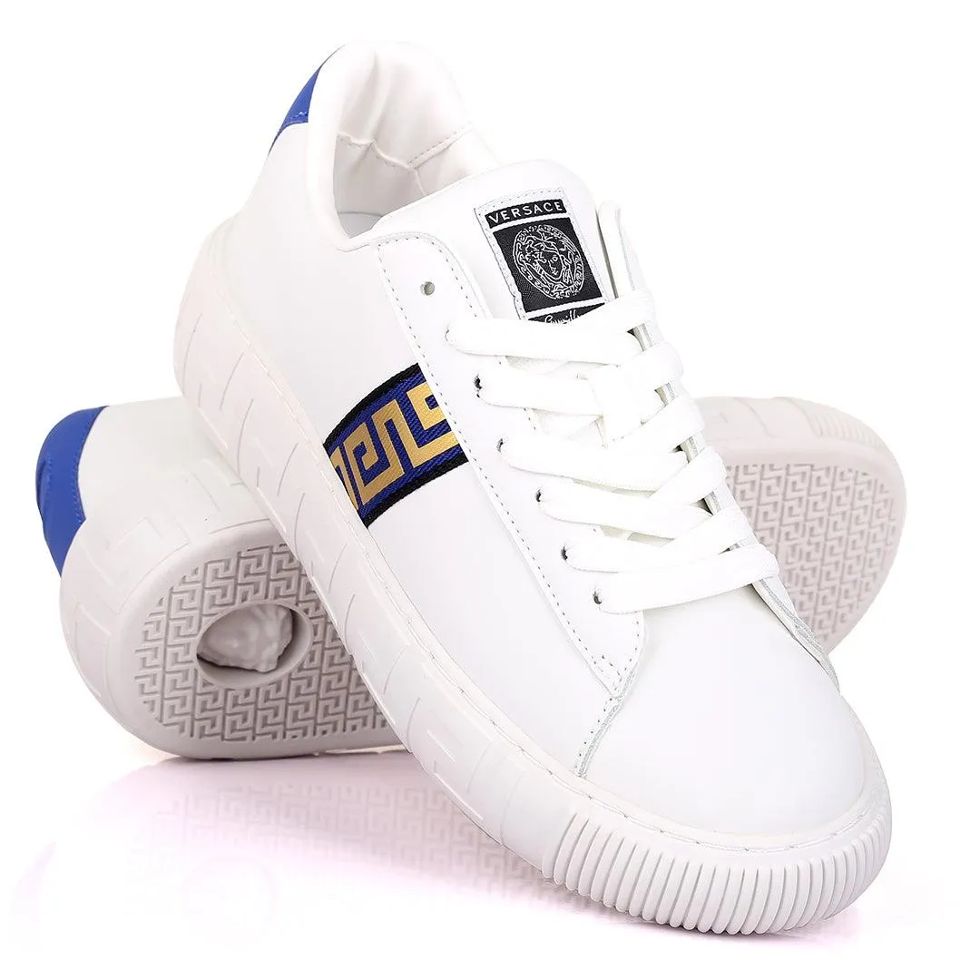 Vers Lace Up And Medusa  Logo Designed Sneaker - White