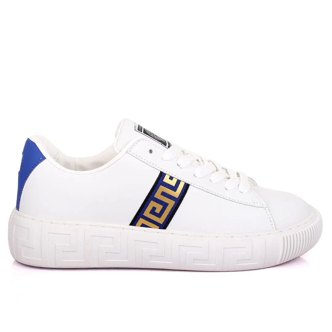 Vers Lace Up And Medusa  Logo Designed Sneaker - White